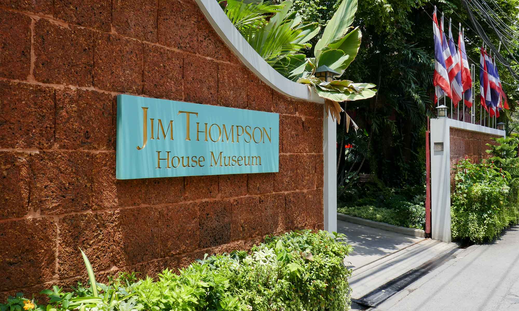Entrance Jim Thompson house