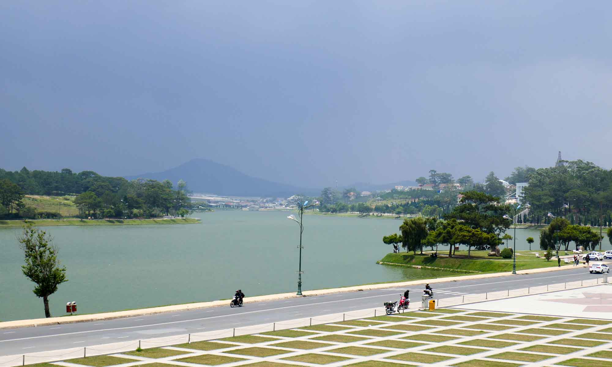 Xuan Huong Lake