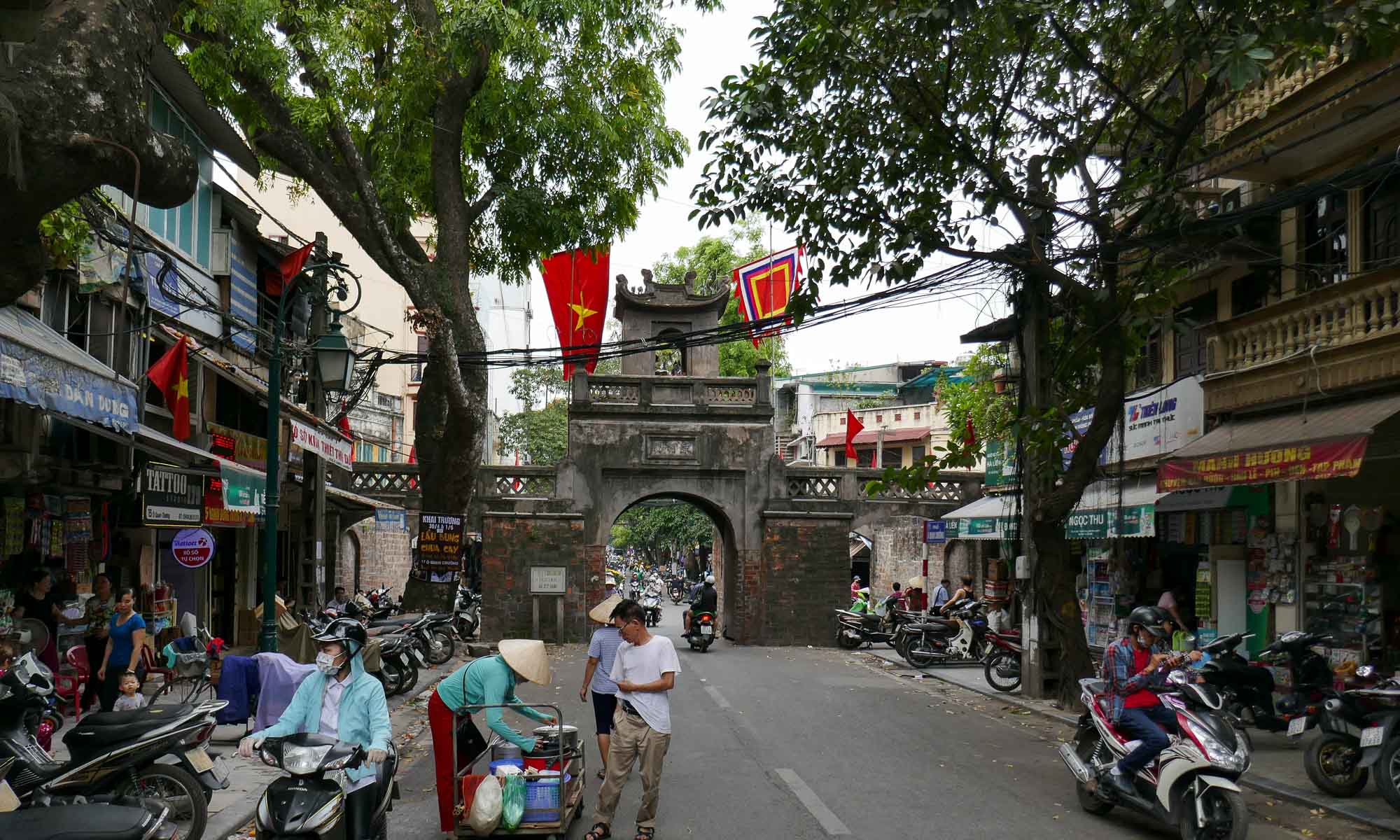 O Quan Chuong gate